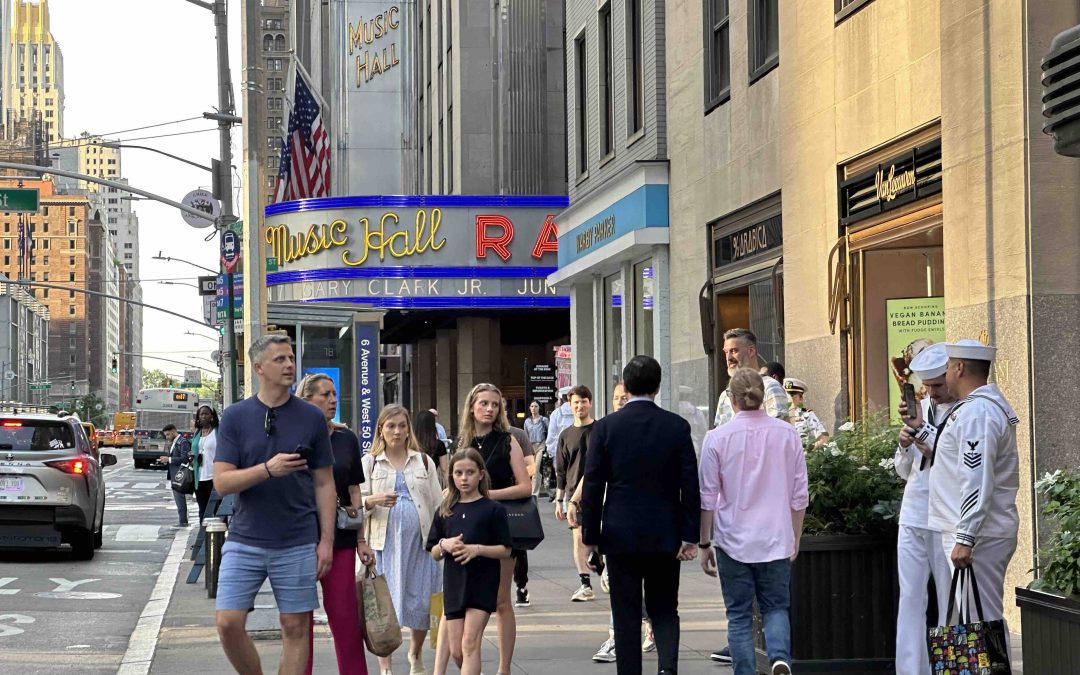 CONTRAPUNTOS EN NY | De tanto atractivo